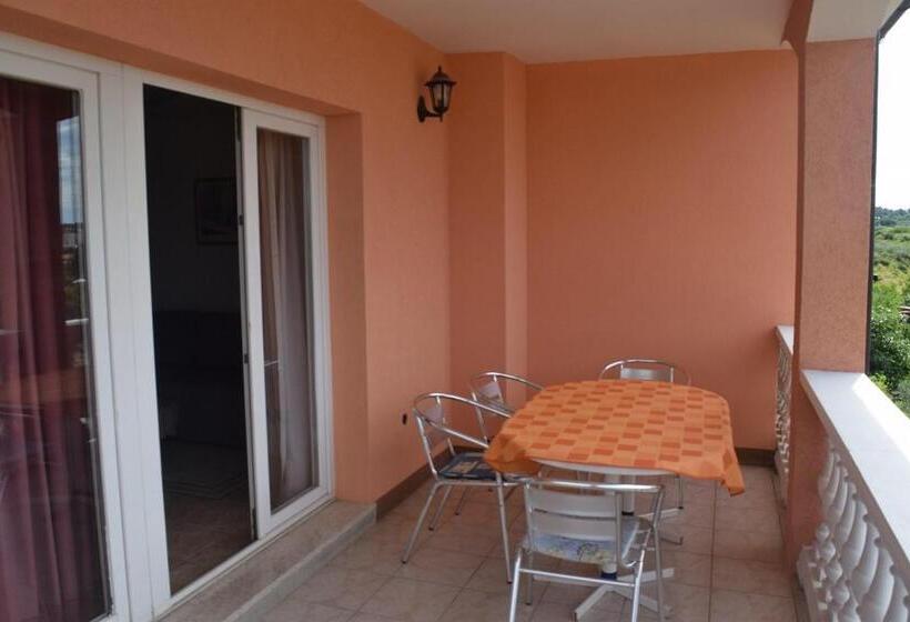 Апартаменты 2 Спальни, Apartments Grgic