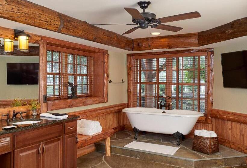 Suite with lake view, The Chatwal Lodge    In The Unbound Collection By Hyatt