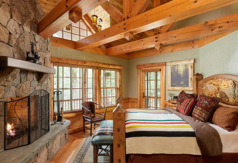 Четырехместный Номер Стандарт, The Chatwal Lodge    In The Unbound Collection By Hyatt