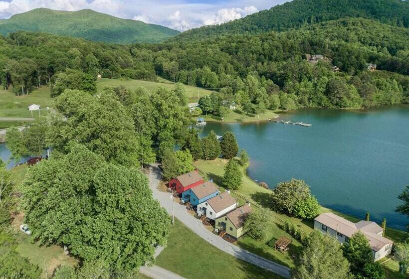 패밀리 룸 산 전망, Tranquille Resort