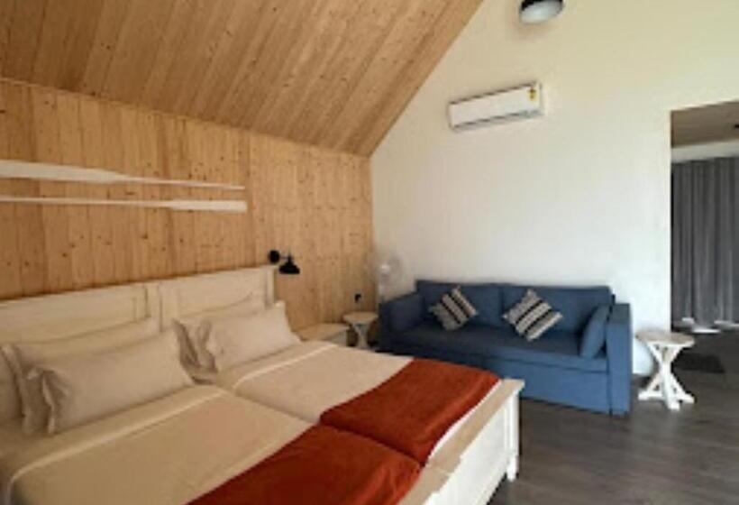 חדר דלוקס, Praveg Beach Resort, Lighthouse, Daman