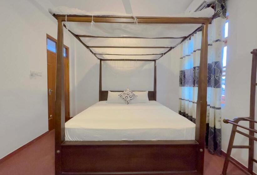 Номер Стандарт, Bluewave Inn   Weligama