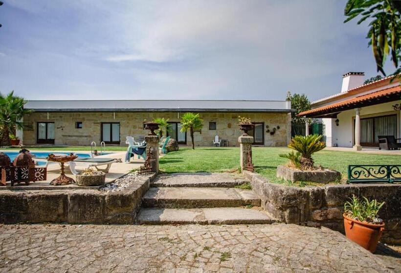 Семейный Номер, Casa Da Calçada
