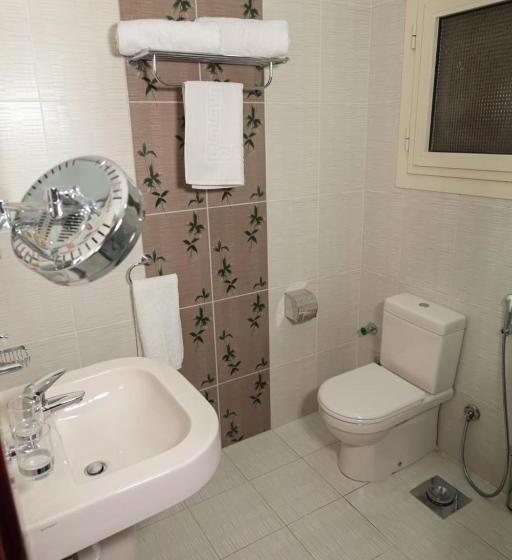 1 Bedroom Penthouse Apartment, The Villa 604 Powered By Look
