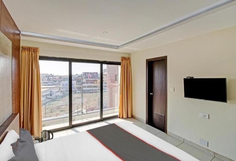 Семейный Номер Deluxe, Venkys Stay Inn