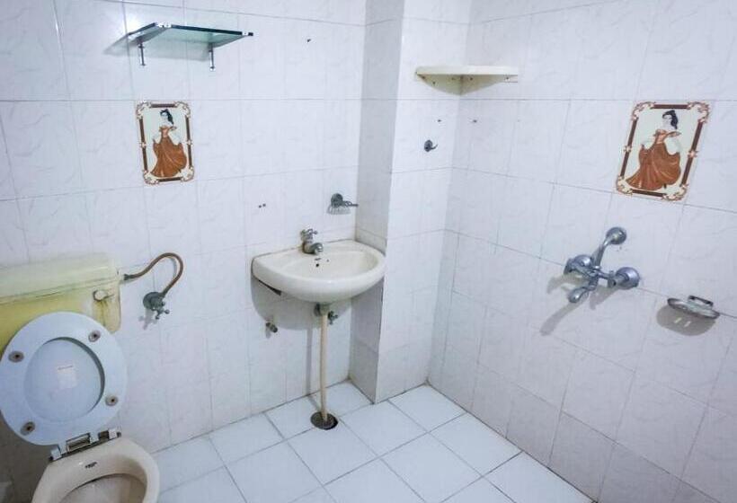 标准间, Nomadic Hostel