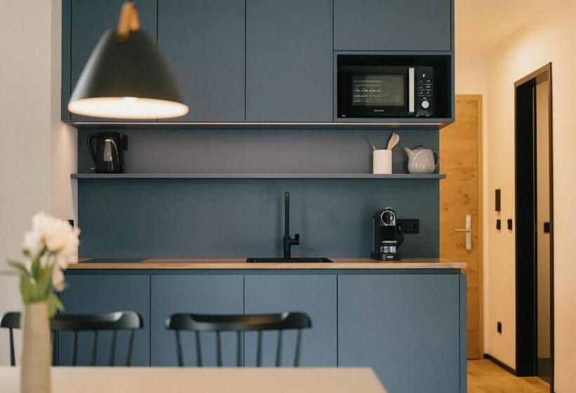 침실 1개 발코니 아파트, Cella Apartments