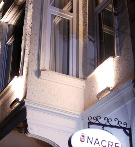 اتاق اکونومی, Taksim Nacre 360 Suit