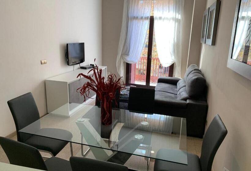 Апартаменты 2 Спальни с Балконом, Aparthotel Rambla108