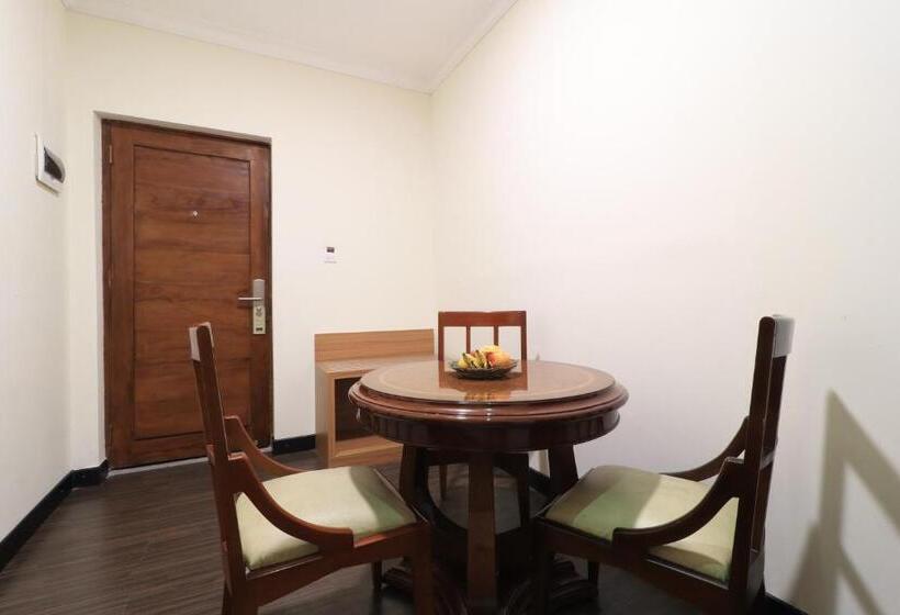 سوییت جونیور, Coins Hotel Jakarta