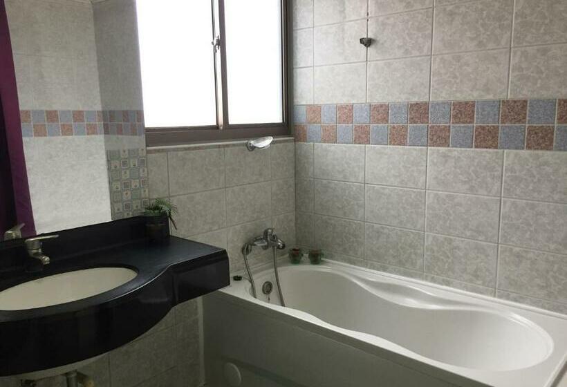 اتاق لوکس, Berkeley Business Hotel Zhongzheng