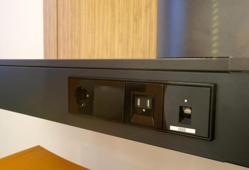 Семейный Номер, Easyhotel Brussels City Centre