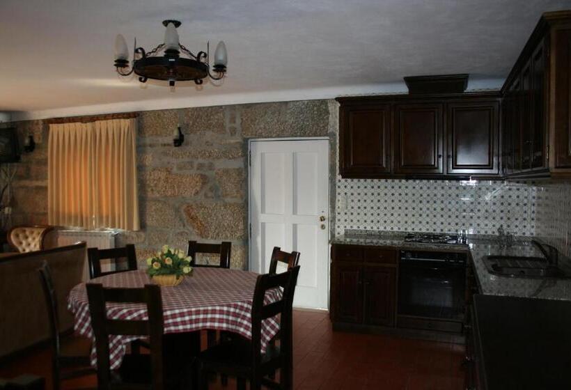 Апартаменты 3 Спальни, Quinta Da Ermida   Turismo De Habitacao