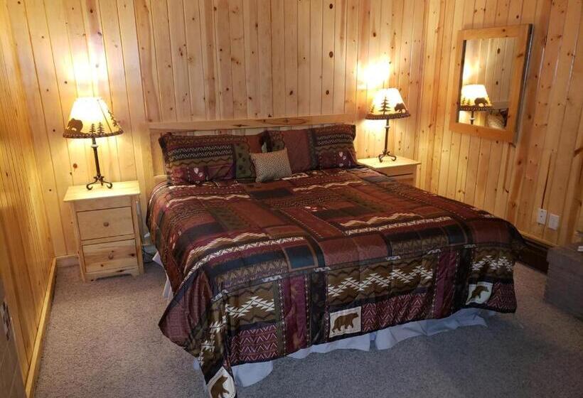 キングサイズベッドのデラックススイート, Willard Munger Inn