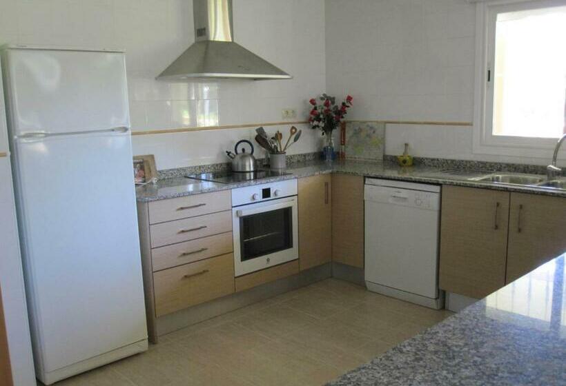 带3个卧室的公寓, Luz De Azahar Bed And Breakfast