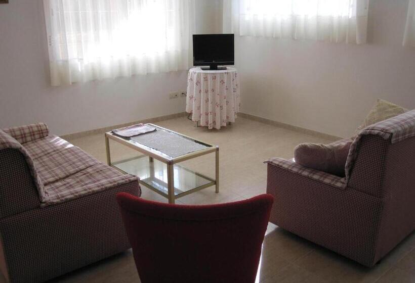 带3个卧室的公寓, Luz De Azahar Bed And Breakfast