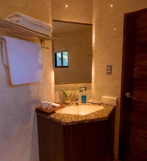 اتاق استاندارد با بالکن, Bellagio Hills Hotel And Restaurant