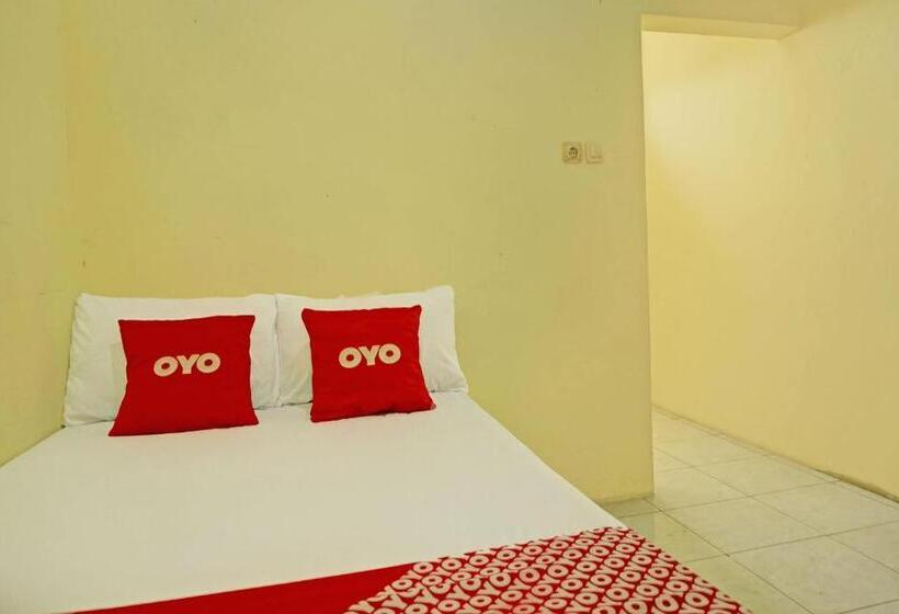 Номер Стандарт, Oyo Life 92936 Kost Teteh Erni Karawang