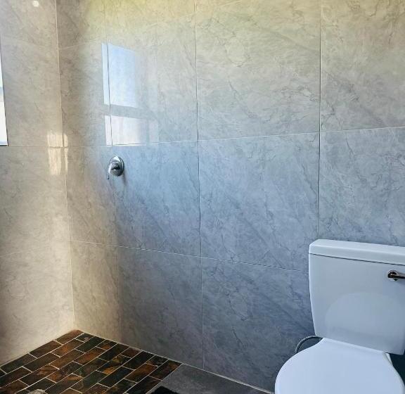 Семейный Номер, Sekgome Resort
