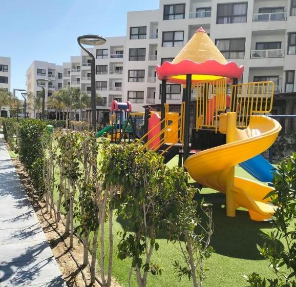 کلبه ییلاقی, منتجع بورتو سعيد السياحى Porto Said Tourist Resort
