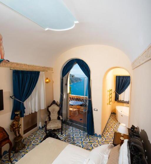 اتاق لوکس با بالکن و چشم‌انداز دریا, Villa Barluzzi