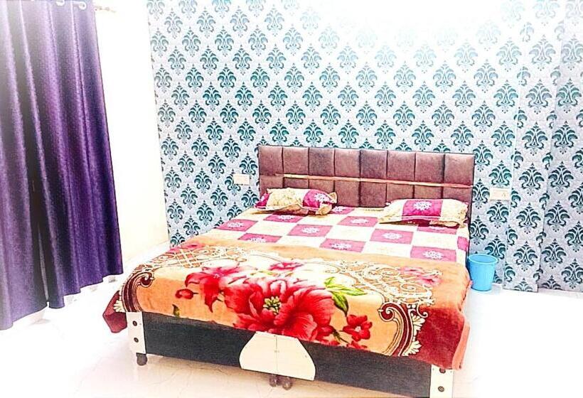 غرفة إقتصادية, Rcp Guest House    Lpu Law Gate