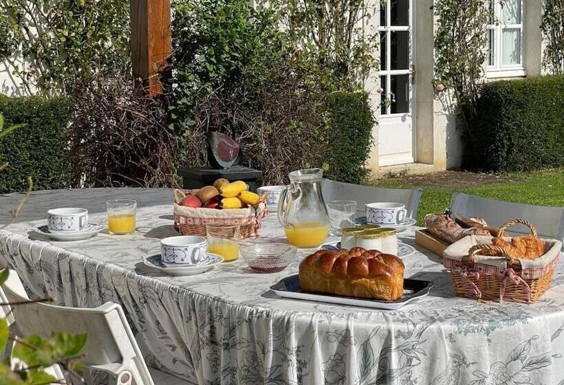 Семейный Номер, élégante Suite Familiale Au Cœur De La Forêt De Montargis, à 1h30 De Paris   Fr 1 590 342