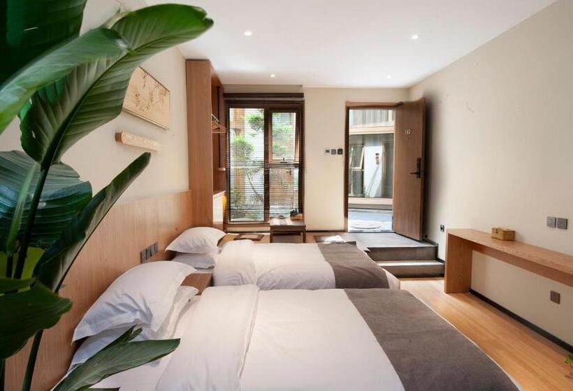 Номер Стандарт, Memory Garden House