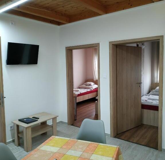 Апартаменты 2 Спальни, Tisza Panzió és Apartman