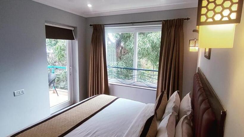 豪华套房, Candolim Suites