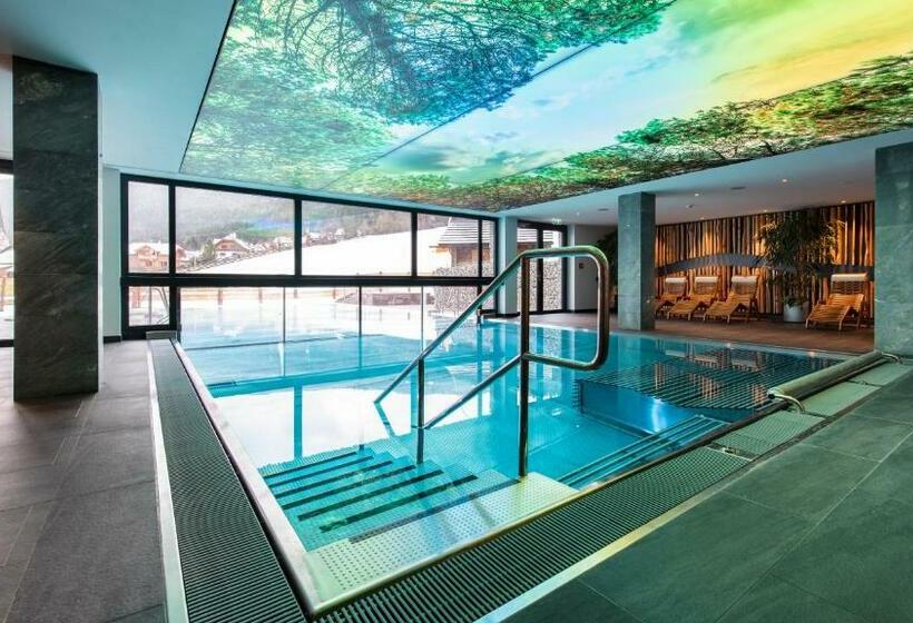 스탠다드 발코니 룸, Almgut   Mountain Wellness