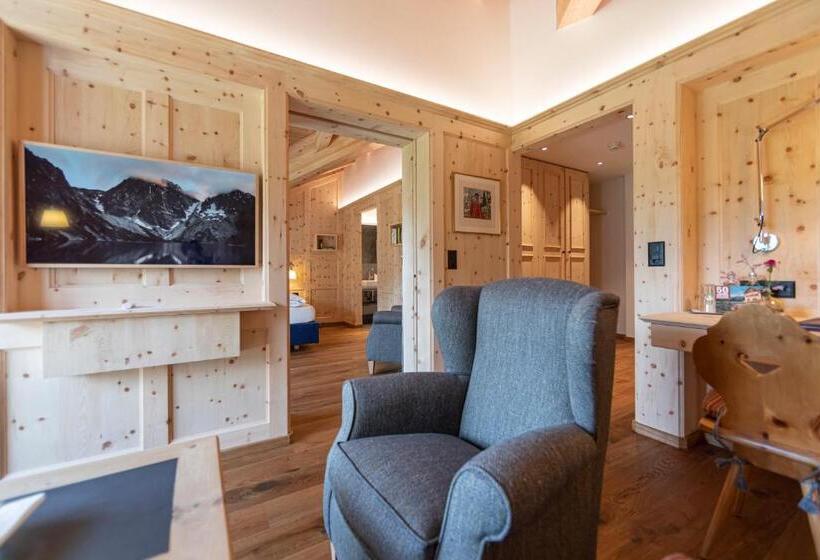 Suite with lake view, Chesa Randolina