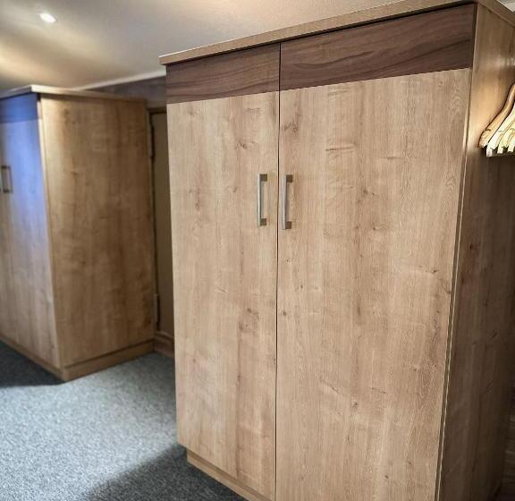 Семейный Номер, Frühstückspension Auer   Haus Kargl