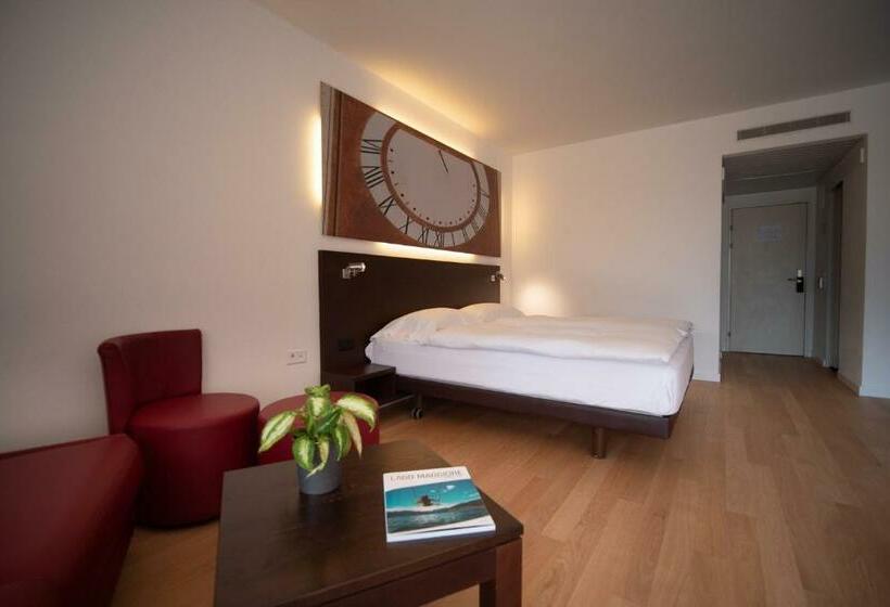 Junior Suite con Terrazza, La Meridiana, Lake & Spa