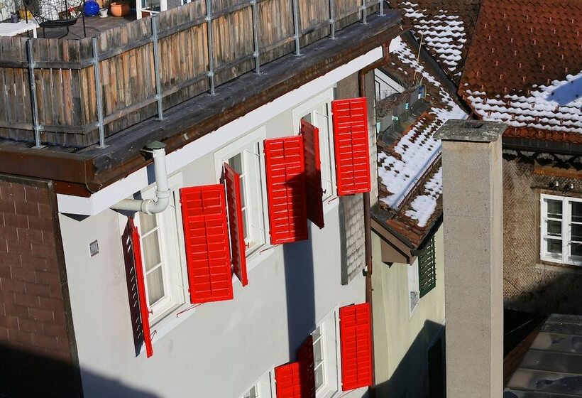 スタンダードルーム, Roter Ochsen