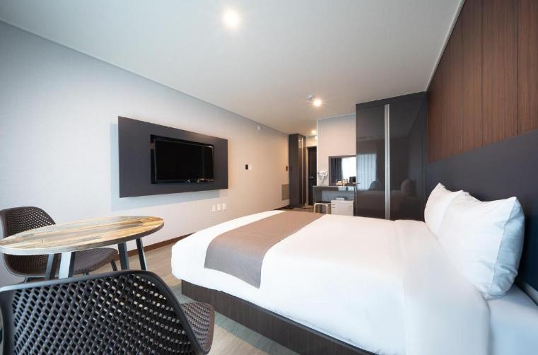 Номер Deluxe, Jin Motel