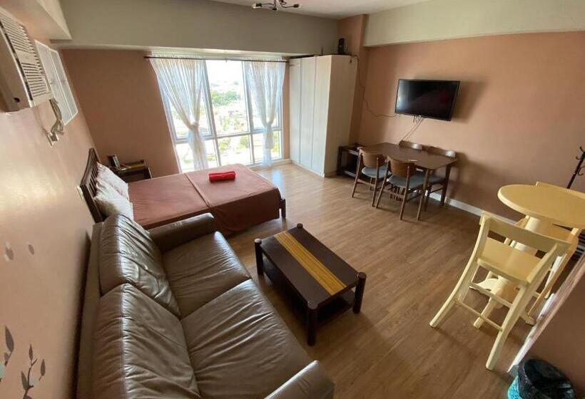 标准工作室, Abreeza Chills Place T1 1105