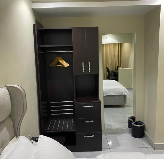 اتاق استاندارد, Emmaag Hotel, Ibadan