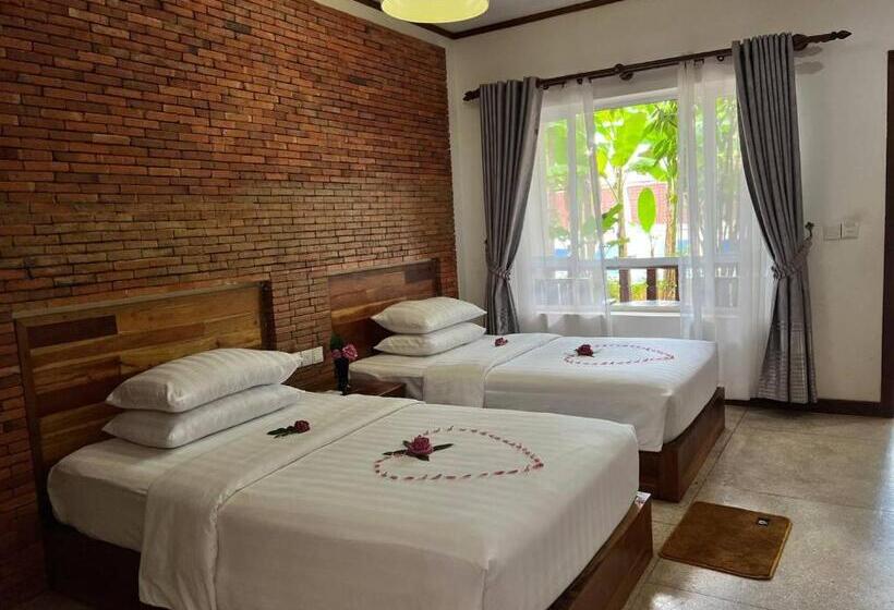 Номер Стандарт Вид на Бассейн, Lucky Private Boutique Pool Villa