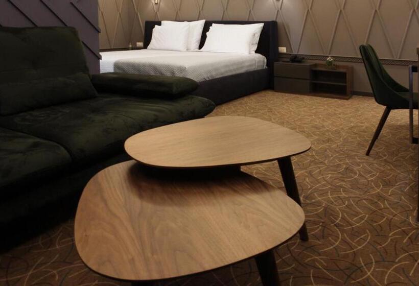 Номер Deluxe Кровать Кинг, Porta Kavalja