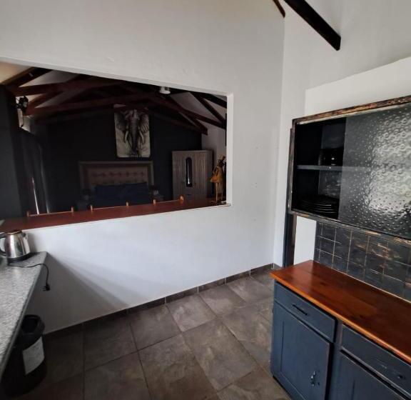 디럭스 룸, Ndlovu Guesthouse Northam