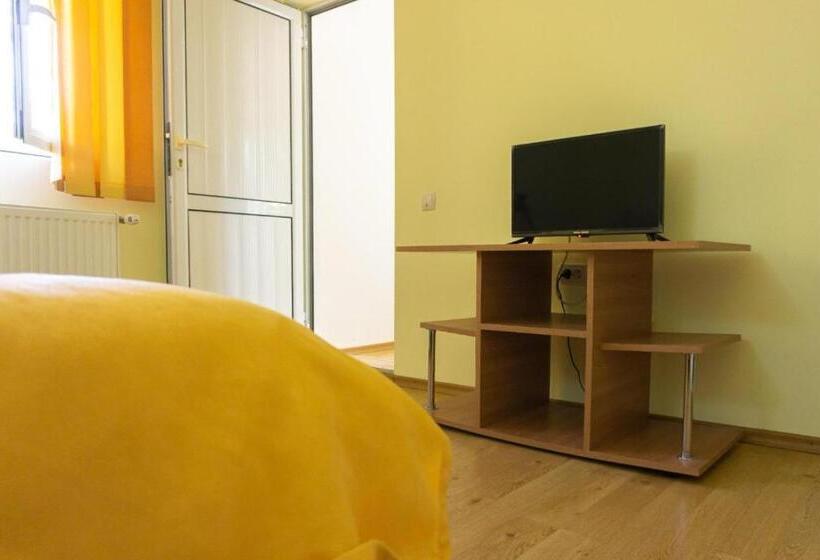 Номер Superior, Story House Place
