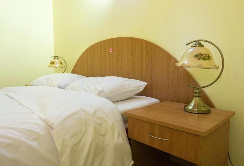 Номер Superior, Story House Place
