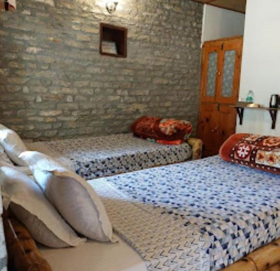 اتاق لوکس, Dirang Boutique Cottages,dirang