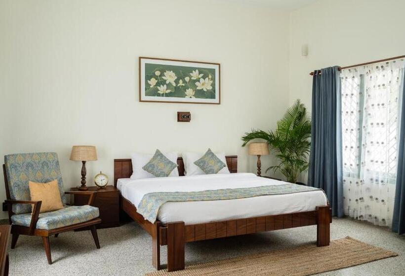Люкс Повышенной Комфортности, The Sacred Lotus Ayurveda Wellness Retreat