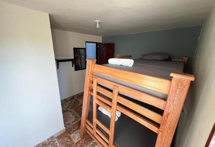 Pokój Czteroosobowy Standard, Hostal La Casa De Los Sueños