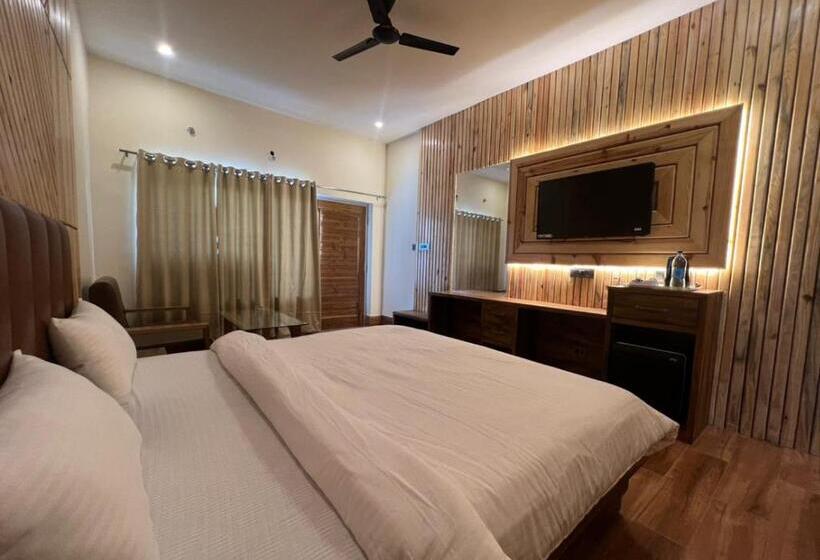 اتاق لوکس, Anant Vilas Resort