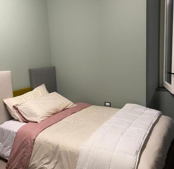 Номер Стандарт с Гидромассажем, Suave Luxury Room