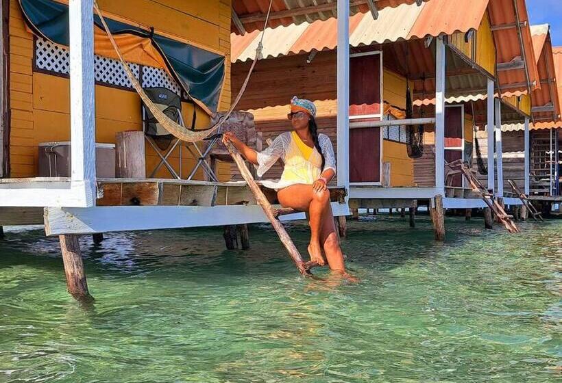 Апартаменты 1 Спальня с Балконом, Cabañas Sobre El Mar En Guna Yala