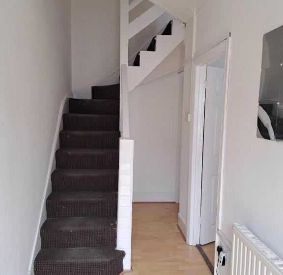 Одноместный Номер Вид на Сад, Double Room Near London Seven Kings Train Station